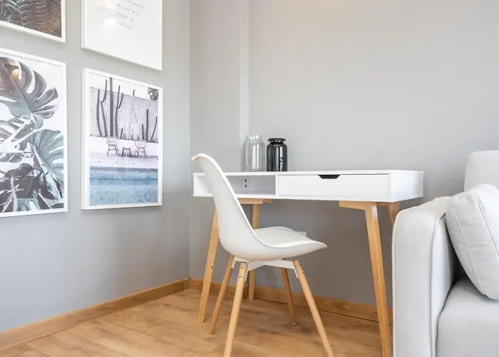 Alfie Center Apartment