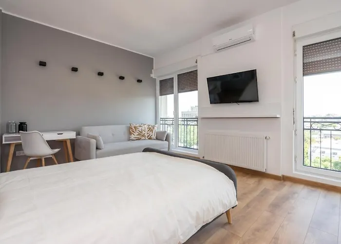 Alfie Center Apartment